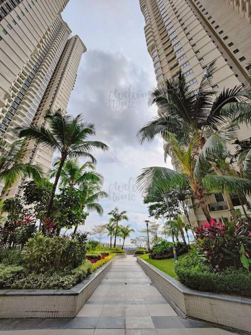 Bay Laurel, Country Garden Danga Bay Homestay By Welcome Home Johor Bahru Extérieur photo